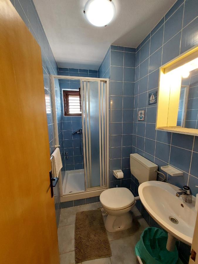 Apartmani Rahela Vodice Eksteriør bilde