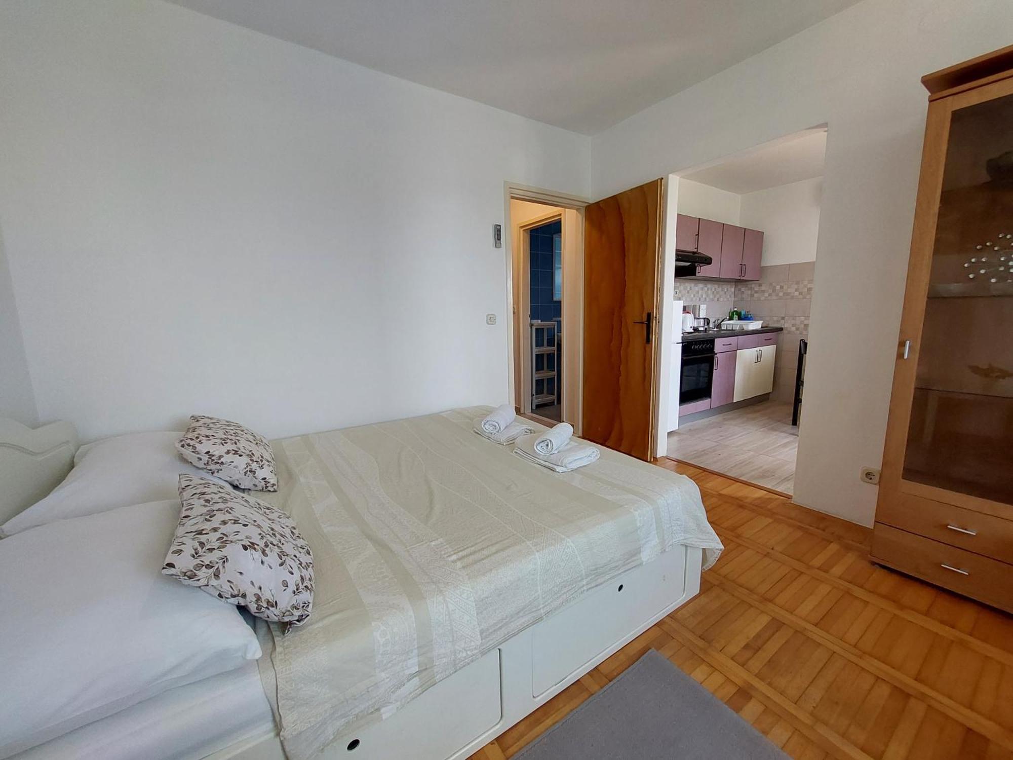 Apartmani Rahela Vodice Eksteriør bilde